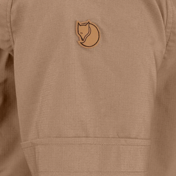 FJÄLLRÄVEN Fjällräven ÖVIK AIR STRETCH SS SHIRT M Herren Outdoor Hemd SUEDE BROWN 6 FJÄLLRÄVEN Fjällräven ÖVIK AIR STRETCH SS SHIRT M Herren Outdoor Hemd SUEDE BROWN – Bild 4